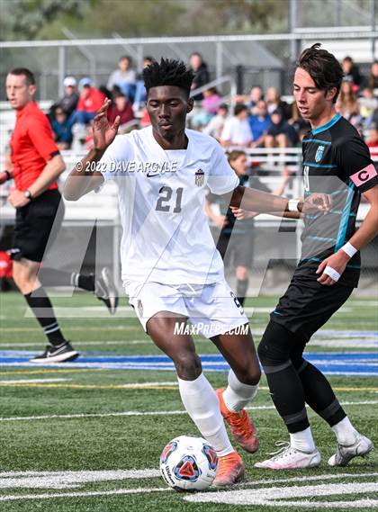 Thumbnail 1 in Farmington vs. Herriman (UHSAA 6A Semifinal) photogallery.