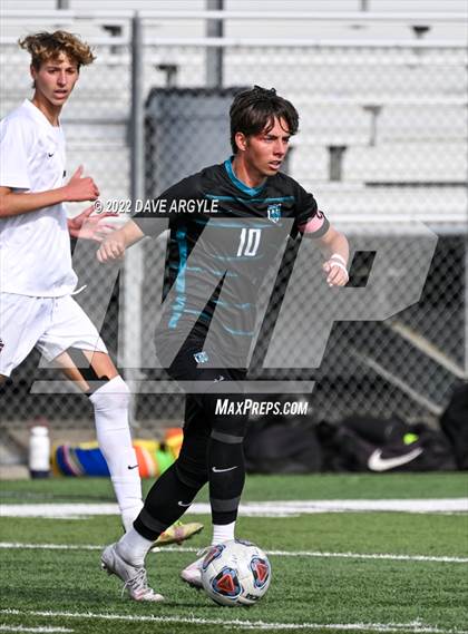 Thumbnail 2 in Farmington vs. Herriman (UHSAA 6A Semifinal) photogallery.