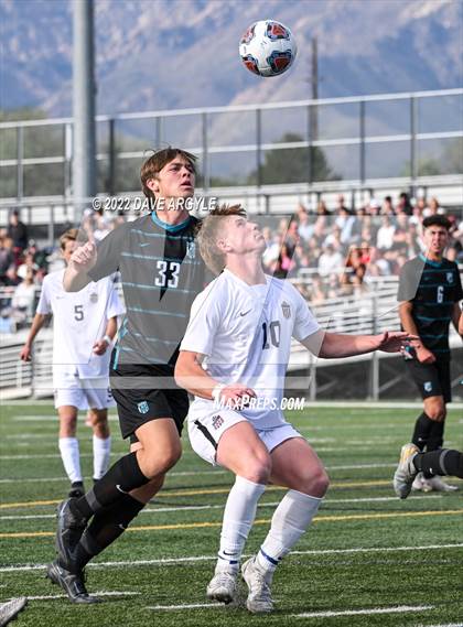Thumbnail 3 in Farmington vs. Herriman (UHSAA 6A Semifinal) photogallery.