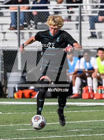 Thumbnail 2 in Farmington vs. Herriman (UHSAA 6A Semifinal) photogallery.