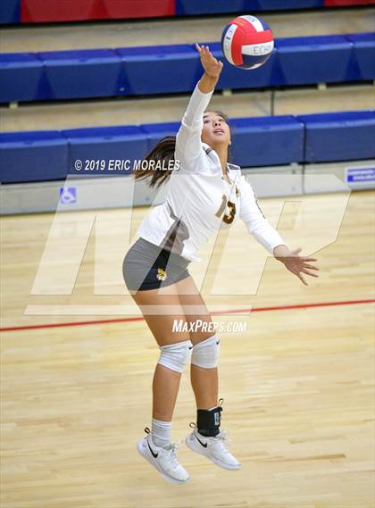 Thumbnail 1 in El Camino vs Central (Montgomery Varsity Tournament) photogallery.