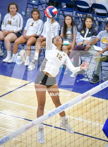 Thumbnail 1 in El Camino vs Central (Montgomery Varsity Tournament) photogallery.