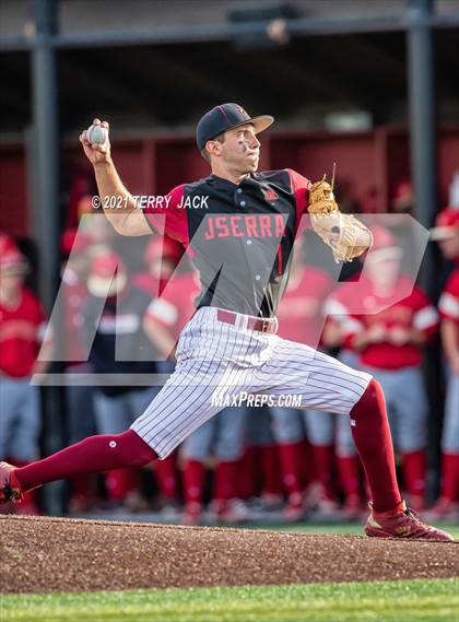 Thumbnail 2 in Orange Lutheran @ JSerra Catholic photogallery.