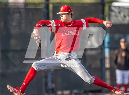 Thumbnail 3 in Orange Lutheran @ JSerra Catholic photogallery.