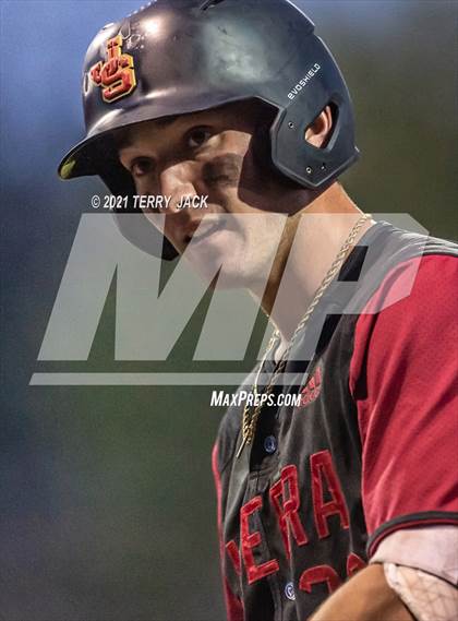 Thumbnail 3 in Orange Lutheran @ JSerra Catholic photogallery.