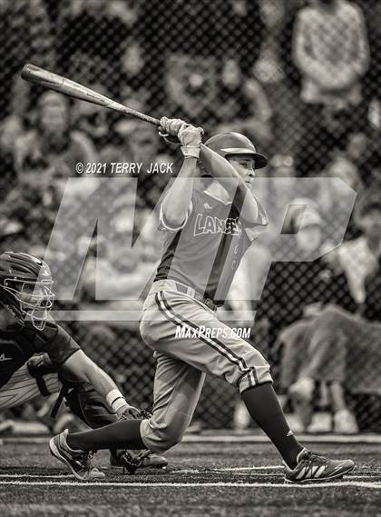 Thumbnail 2 in Orange Lutheran @ JSerra Catholic photogallery.