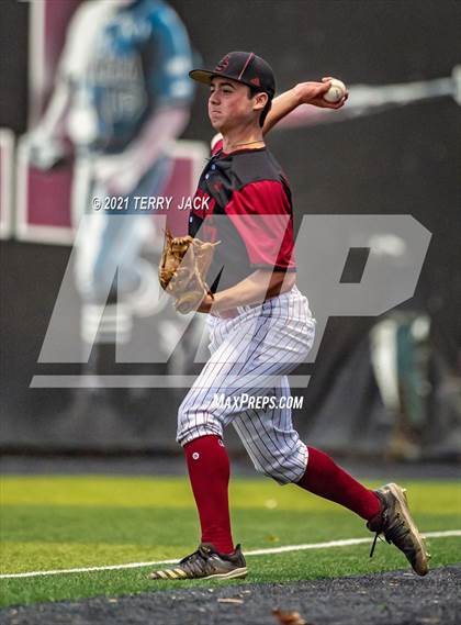 Thumbnail 1 in Orange Lutheran @ JSerra Catholic photogallery.