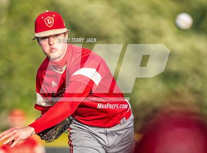 Thumbnail 3 in Orange Lutheran @ JSerra Catholic photogallery.