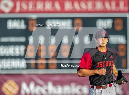 Thumbnail 2 in Orange Lutheran @ JSerra Catholic photogallery.