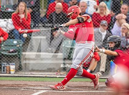 Thumbnail 2 in Orange Lutheran @ JSerra Catholic photogallery.