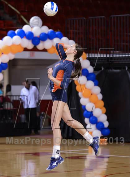 Thumbnail 1 in Carson vs. Cardinal Gibbons (NCHSAA 3A Final) photogallery.