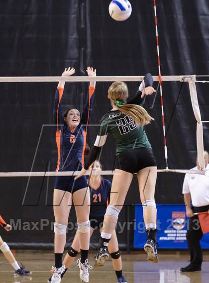 Thumbnail 3 in Carson vs. Cardinal Gibbons (NCHSAA 3A Final) photogallery.