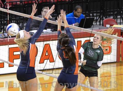 Thumbnail 1 in Carson vs. Cardinal Gibbons (NCHSAA 3A Final) photogallery.