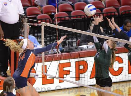 Thumbnail 2 in Carson vs. Cardinal Gibbons (NCHSAA 3A Final) photogallery.