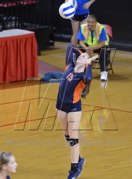 Thumbnail 1 in Carson vs. Cardinal Gibbons (NCHSAA 3A Final) photogallery.