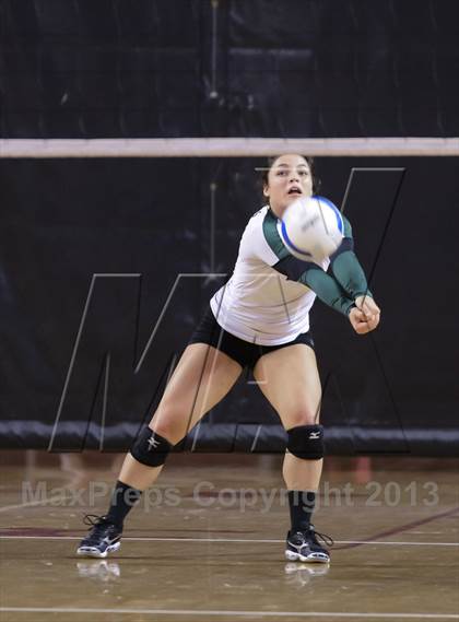 Thumbnail 1 in Carson vs. Cardinal Gibbons (NCHSAA 3A Final) photogallery.