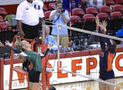 Thumbnail 3 in Carson vs. Cardinal Gibbons (NCHSAA 3A Final) photogallery.