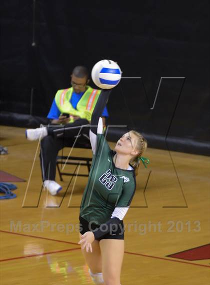 Thumbnail 1 in Carson vs. Cardinal Gibbons (NCHSAA 3A Final) photogallery.
