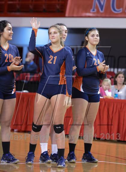 Thumbnail 1 in Carson vs. Cardinal Gibbons (NCHSAA 3A Final) photogallery.