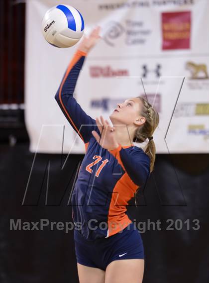 Thumbnail 3 in Carson vs. Cardinal Gibbons (NCHSAA 3A Final) photogallery.