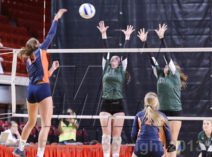 Thumbnail 2 in Carson vs. Cardinal Gibbons (NCHSAA 3A Final) photogallery.