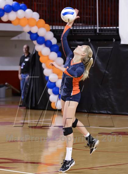 Thumbnail 2 in Carson vs. Cardinal Gibbons (NCHSAA 3A Final) photogallery.