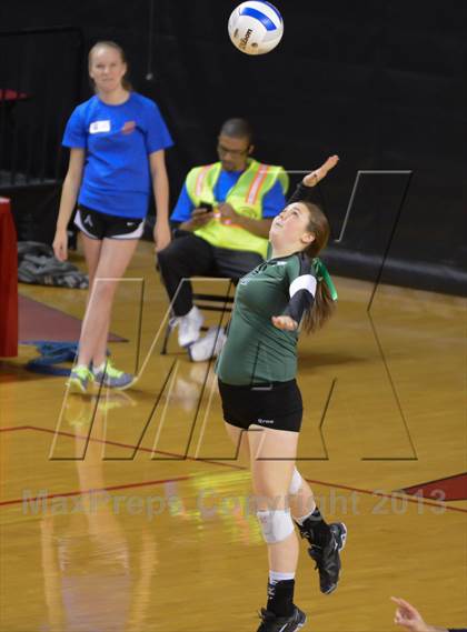 Thumbnail 3 in Carson vs. Cardinal Gibbons (NCHSAA 3A Final) photogallery.
