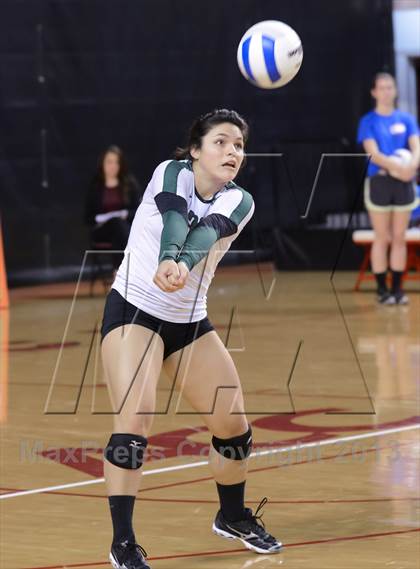 Thumbnail 3 in Carson vs. Cardinal Gibbons (NCHSAA 3A Final) photogallery.