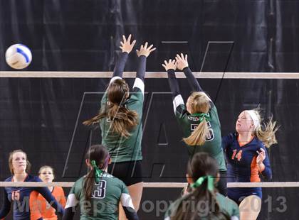 Thumbnail 3 in Carson vs. Cardinal Gibbons (NCHSAA 3A Final) photogallery.