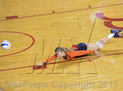 Thumbnail 3 in Carson vs. Cardinal Gibbons (NCHSAA 3A Final) photogallery.