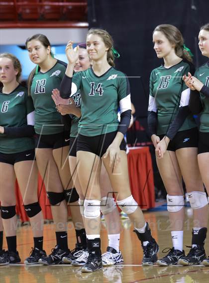 Thumbnail 3 in Carson vs. Cardinal Gibbons (NCHSAA 3A Final) photogallery.