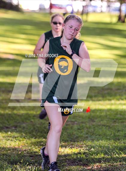 Thumbnail 3 in Coastal Cross Country Meet photogallery.