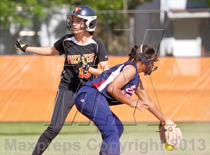 Thumbnail 2 in Jackson vs Lansing Everett photogallery.