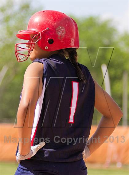 Thumbnail 1 in Jackson vs Lansing Everett photogallery.