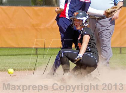 Thumbnail 1 in Jackson vs Lansing Everett photogallery.