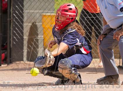 Thumbnail 3 in Jackson vs Lansing Everett photogallery.