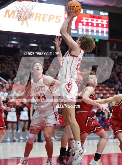 Thumbnail 3 in Manti vs. Grantsville (UHSAA 3A Semifinal) photogallery.
