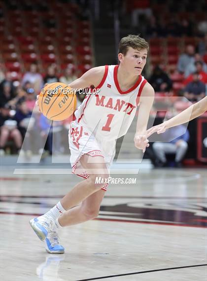Thumbnail 1 in Manti vs. Grantsville (UHSAA 3A Semifinal) photogallery.
