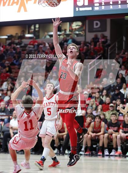 Thumbnail 1 in Manti vs. Grantsville (UHSAA 3A Semifinal) photogallery.