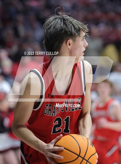 Thumbnail 1 in Manti vs. Grantsville (UHSAA 3A Semifinal) photogallery.