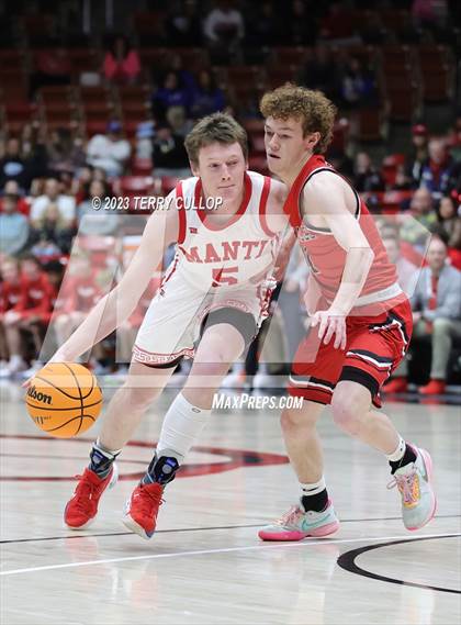 Thumbnail 2 in Manti vs. Grantsville (UHSAA 3A Semifinal) photogallery.
