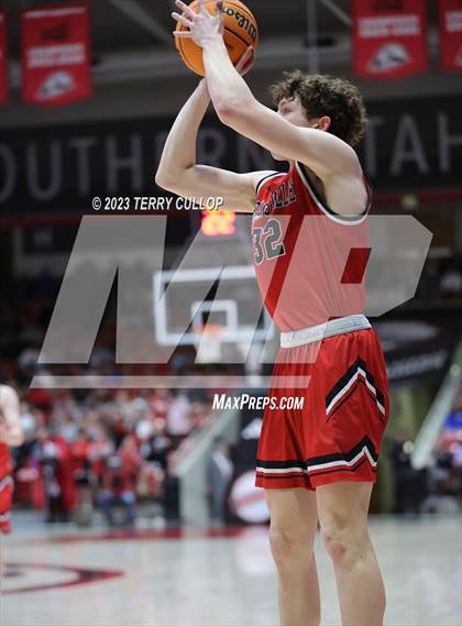 Thumbnail 2 in Manti vs. Grantsville (UHSAA 3A Semifinal) photogallery.