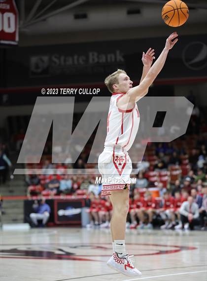 Thumbnail 1 in Manti vs. Grantsville (UHSAA 3A Semifinal) photogallery.