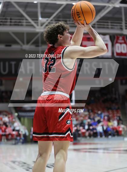 Thumbnail 2 in Manti vs. Grantsville (UHSAA 3A Semifinal) photogallery.