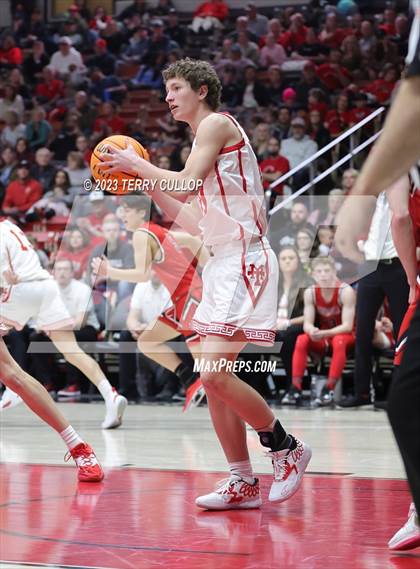 Thumbnail 2 in Manti vs. Grantsville (UHSAA 3A Semifinal) photogallery.