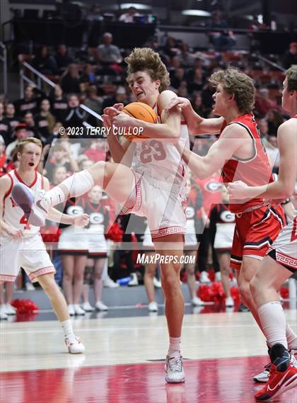 Thumbnail 1 in Manti vs. Grantsville (UHSAA 3A Semifinal) photogallery.