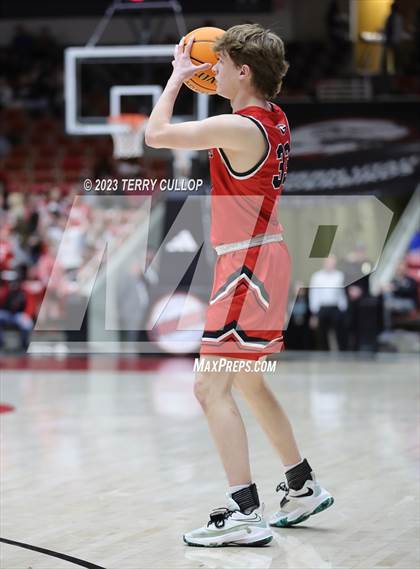 Thumbnail 1 in Manti vs. Grantsville (UHSAA 3A Semifinal) photogallery.