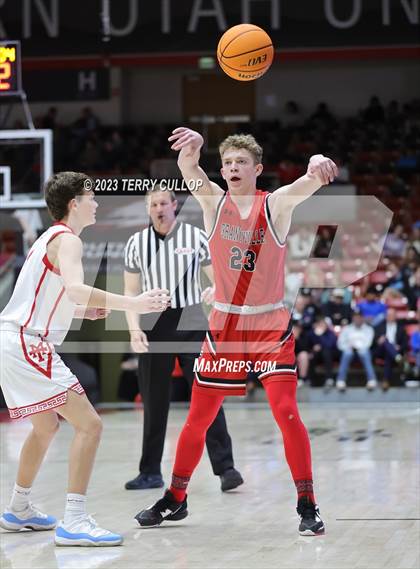 Thumbnail 2 in Manti vs. Grantsville (UHSAA 3A Semifinal) photogallery.