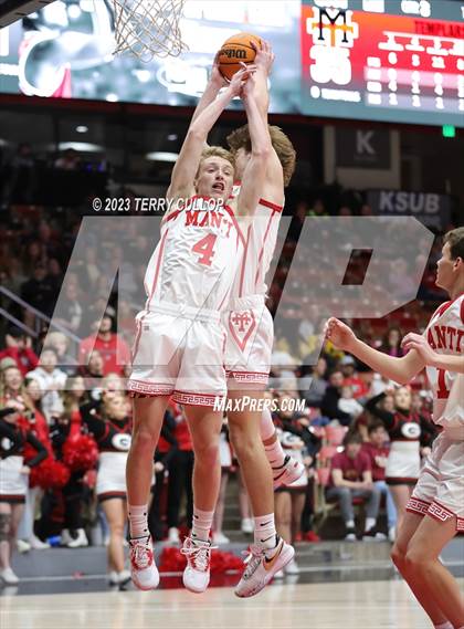 Thumbnail 2 in Manti vs. Grantsville (UHSAA 3A Semifinal) photogallery.