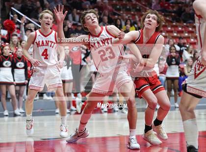 Thumbnail 2 in Manti vs. Grantsville (UHSAA 3A Semifinal) photogallery.